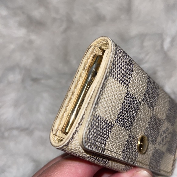 🔥EUC Louis Vuitton Damier Azure Key Holder🔥 - Picture 5 of 12